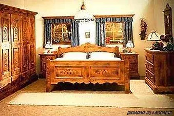 Hahn Hotel 3*